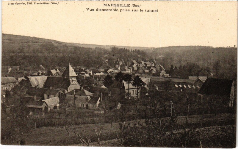 Carte postale ancienne Marseille vue ensemble