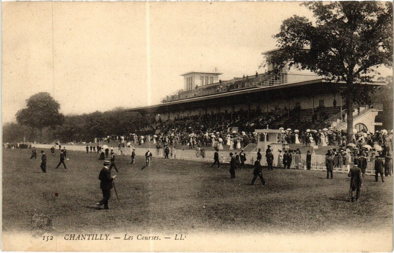 Carte postale ancienne Chantilly Les Courses à Antilly
