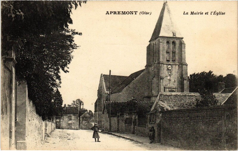 Carte postale ancienne Apremont La Mairie et Eglise à Apremont