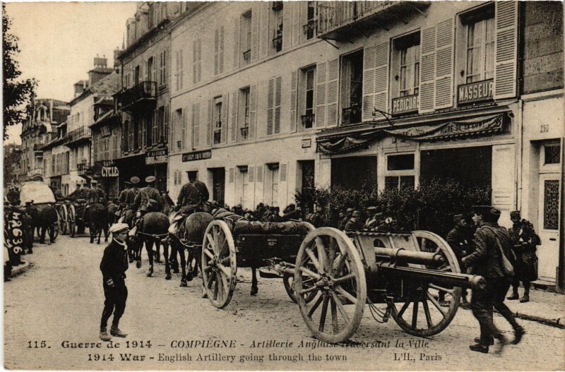 Carte postale ancienne Compiegne Artillerie Anglaise Guerre