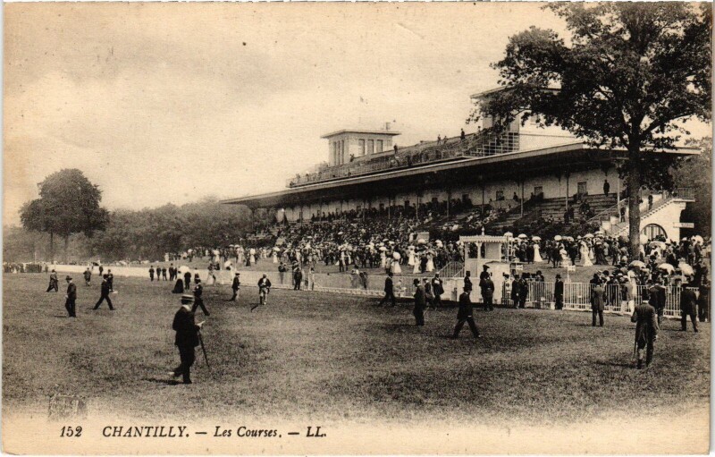 Carte postale ancienne Chantilly Les Courses à Antilly