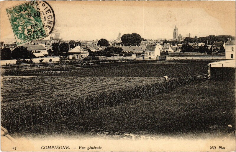 Carte postale ancienne Compiegne vue générale