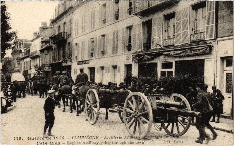 Carte postale ancienne Compiegne Artillerie Anglaise Guerre