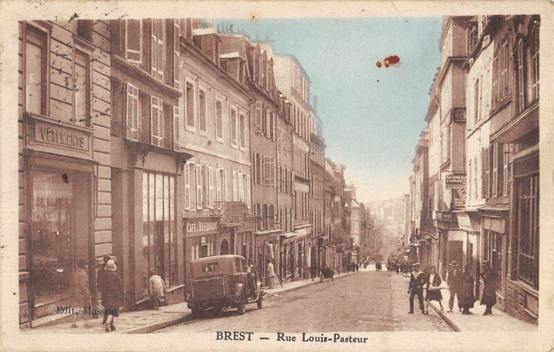 Carte postale ancienne Brest - Rue Louis Pasteur à Brest