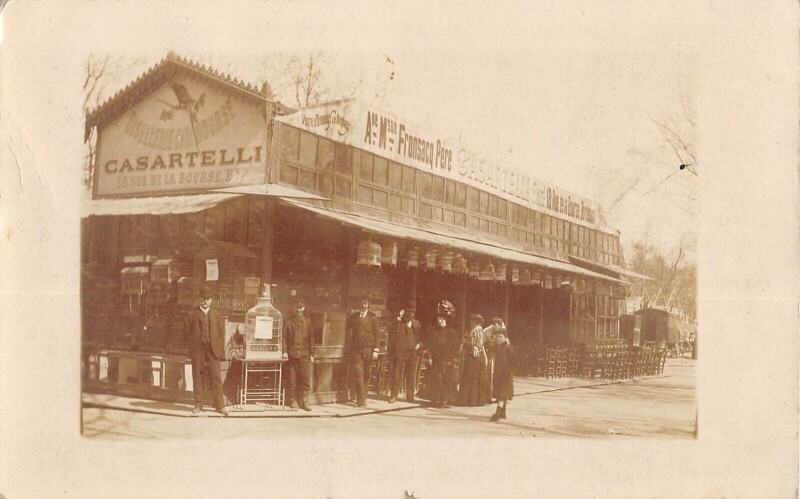 Carte postale ancienne Bordeaux Carte Photo Rare Du Magasin D'Oisellerie De La Bourse Casartelli à Bordeaux
