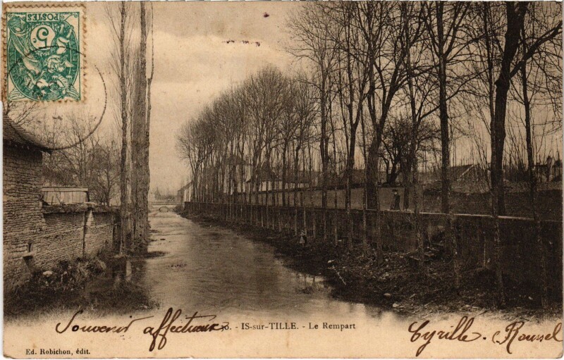 Carte postale ancienne Is-Sur-Tille Le Rempart France à Is-sur-Tille