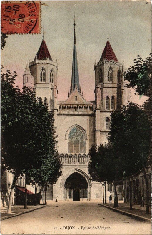 Carte postale ancienne Dijon Eglise Saint-Benigne France à Dijon