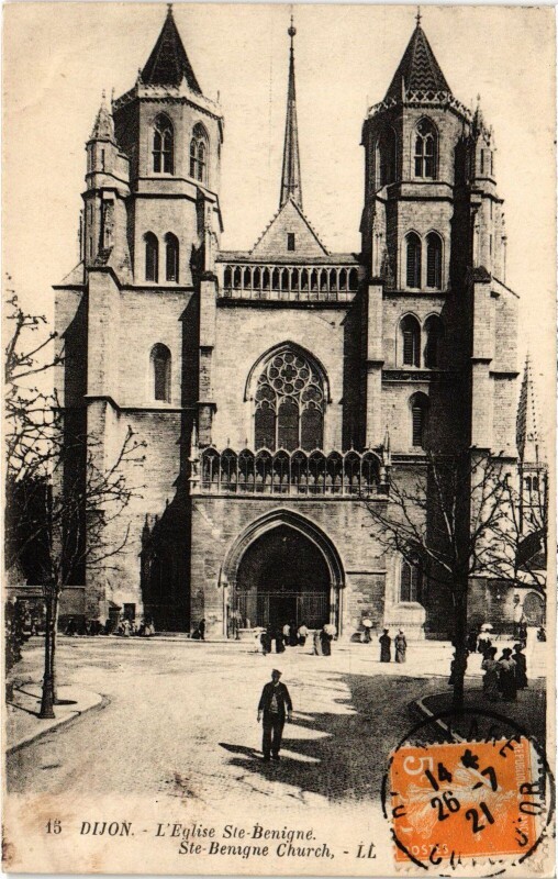 Carte postale ancienne Dijon L'Eglise Saint-Benigne France à Dijon