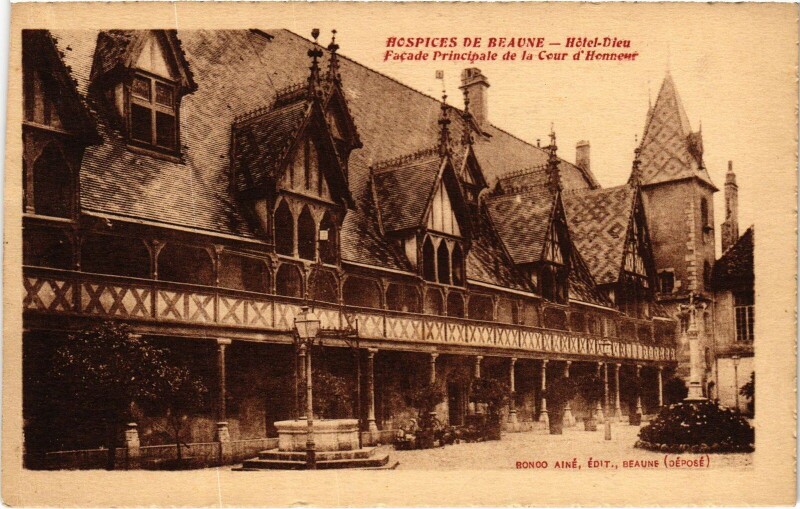 Carte postale ancienne Beaune Hotel Dieu, Facade principale France à Beaune