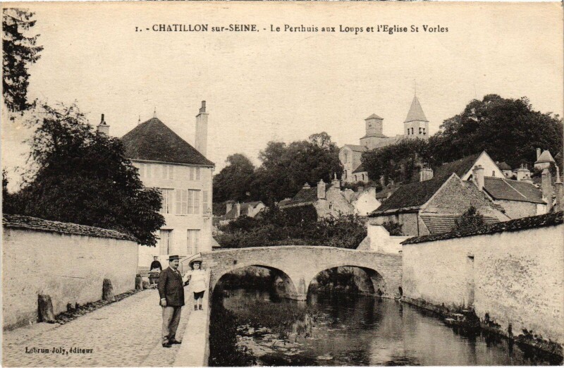 Carte postale ancienne Chatillon s Seine Le Perthuis aux Loups et l'Eglise France