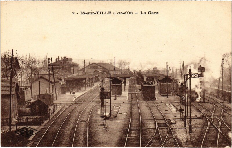 Carte postale ancienne Is sur Tille La Gare France à Is-sur-Tille