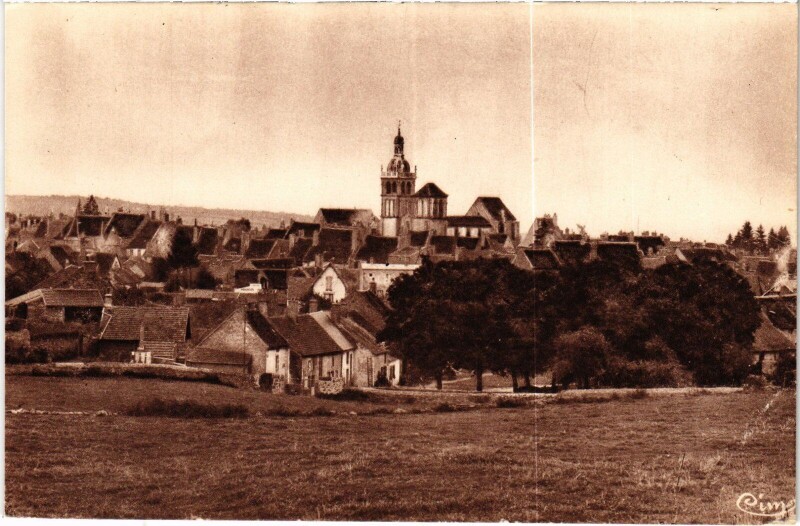 Carte postale ancienne Saulieu Vue Generale France à Saulieu
