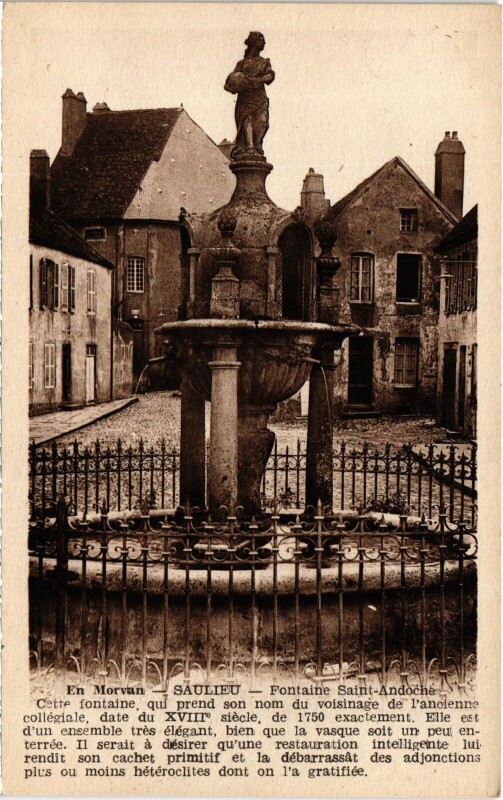Carte postale ancienne Saulieu Fontaine Saint-Andoche France à Saulieu