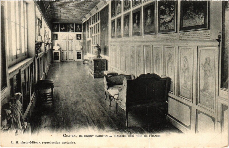 Carte postale ancienne Chateau de Bussy-Rabutin Galerie des Rois de France France