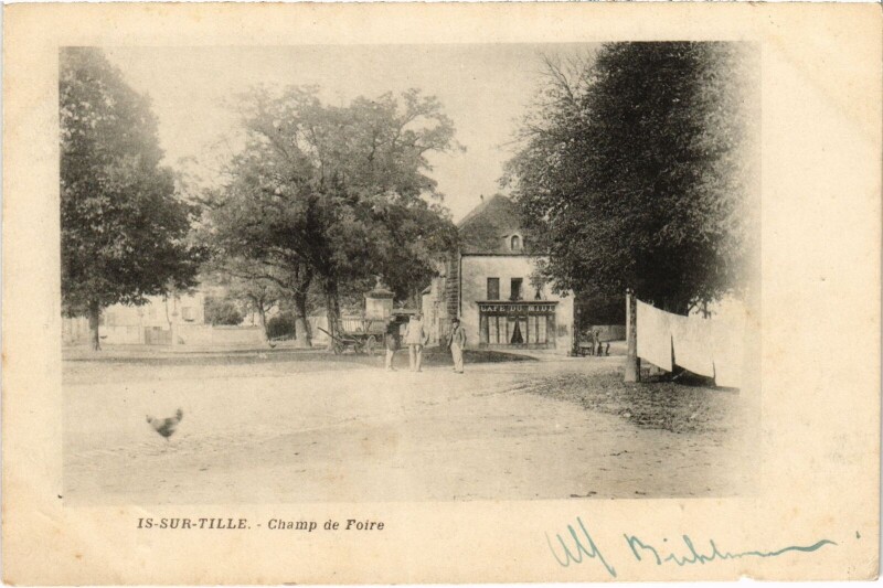 Carte postale ancienne Is-Sur-Tille Champ de Foire France à Is-sur-Tille