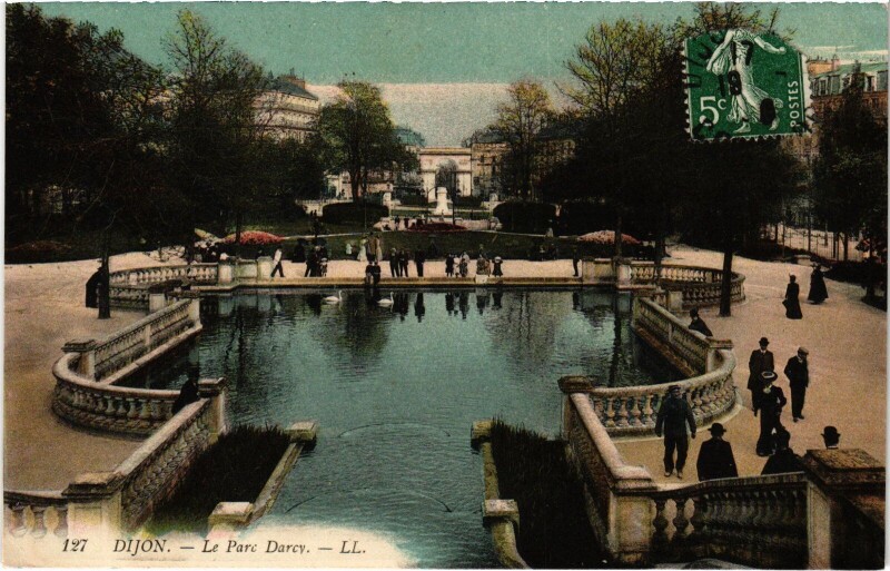 Carte postale ancienne Dijon Le Parc Darcy France à Dijon