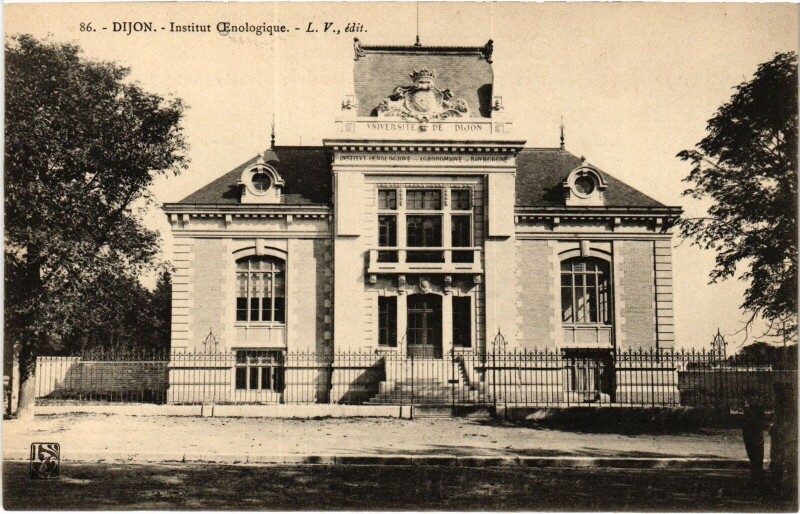 Carte postale ancienne Dijon Institut Enologique France à Dijon