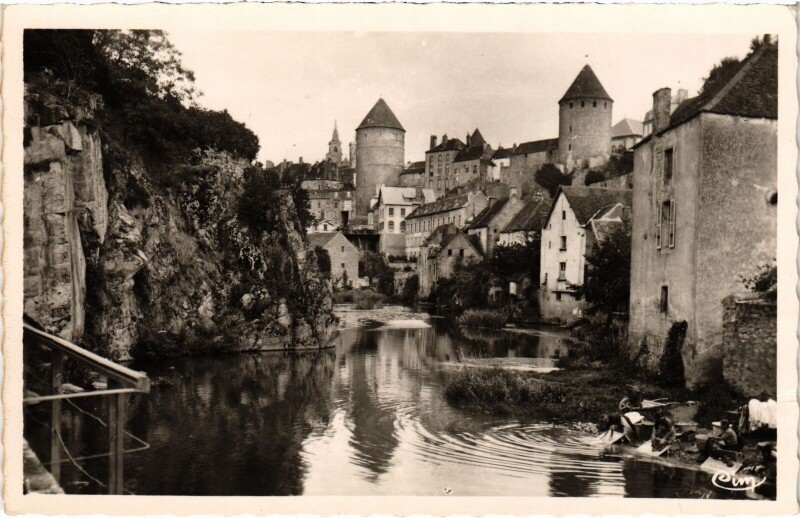 Carte postale ancienne Semur L'Armancon France