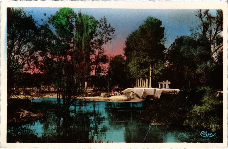 Carte postale ancienne Is sur Tille La Baignade et les Ecluses France à Is-sur-Tille