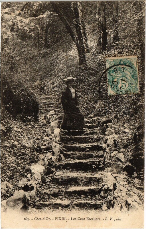 Carte postale ancienne Fixin Les Cent Escalier France à Fixin