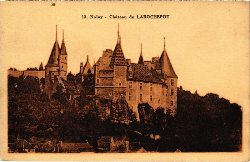 Carte postale ancienne Nolay Chateau de Larochepot France à Nolay