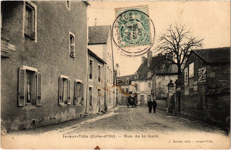Carte postale ancienne Is-Sur-Tille Rue de la Gare France à Is-sur-Tille