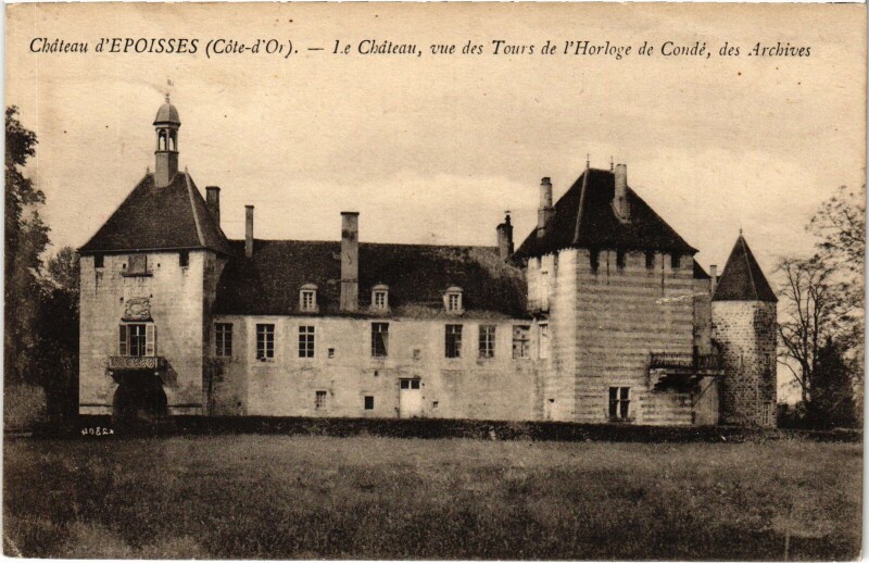 Carte postale ancienne Epoisses Le Chateau,vue des Tours de l'Horloge France