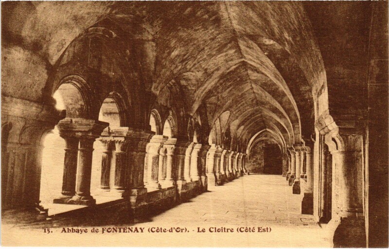 Carte postale ancienne Abbaye de Fontenay Le Cloitre France