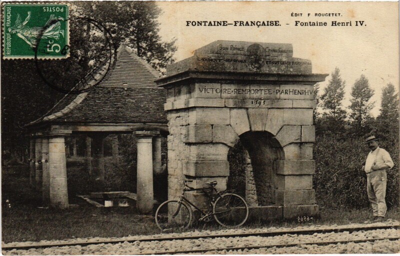 Carte postale ancienne Fontaine Francaise Fontaine Henri Iv France