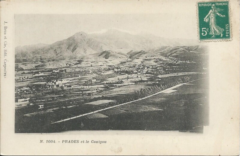 Carte postale ancienne Prades et le Canigou à Prades