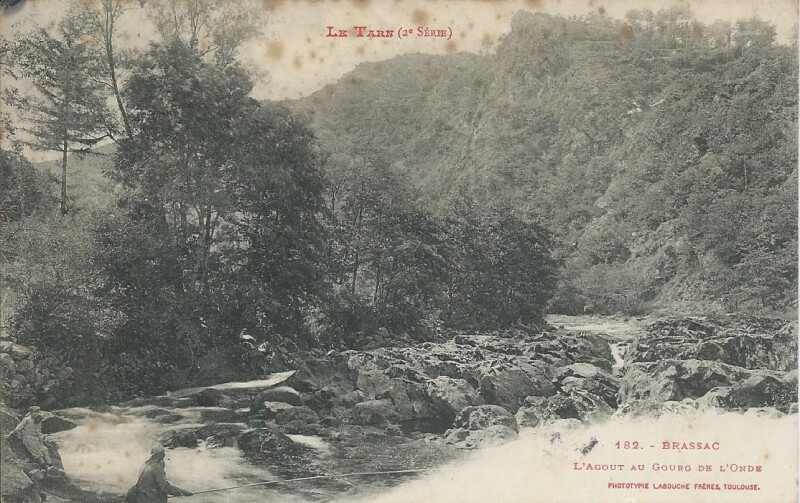 Carte postale ancienne L'Agout au Gourg de l'Onde à Brassac