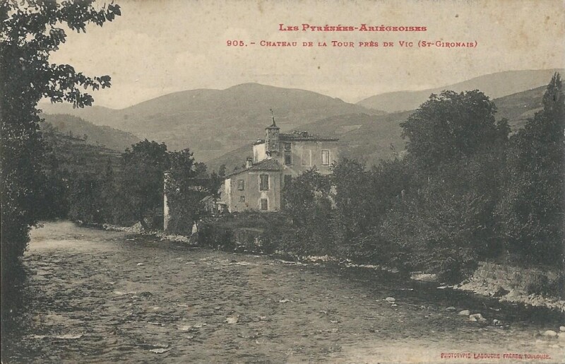 Carte postale ancienne Château de la Tour à Val-de-Sos