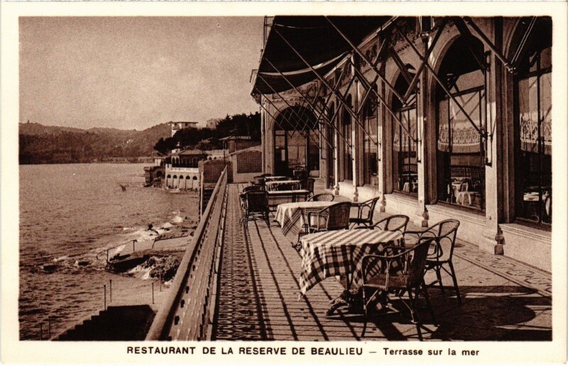 Carte postale ancienne Réserve de Beaulieu Restaurant Terrasse sur la mer