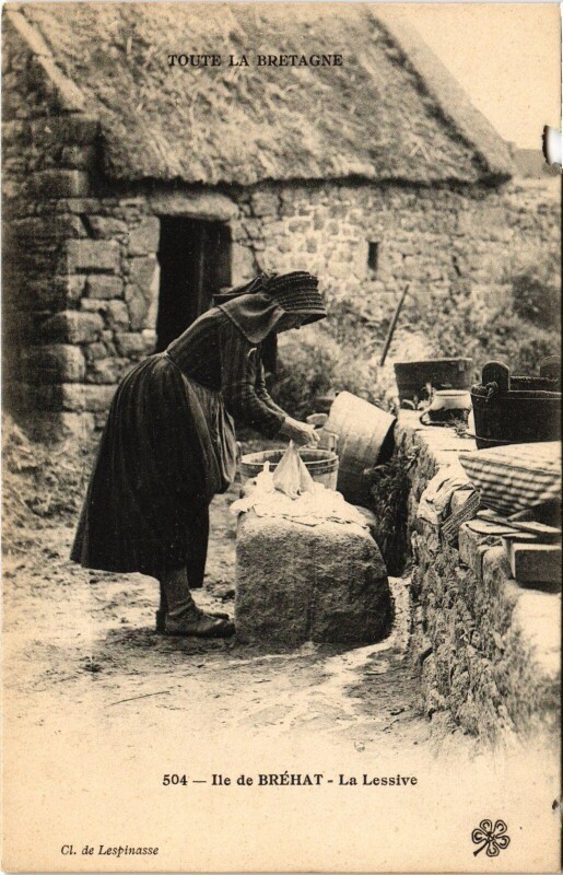 Carte postale ancienne Ile de Bréhat La lessive