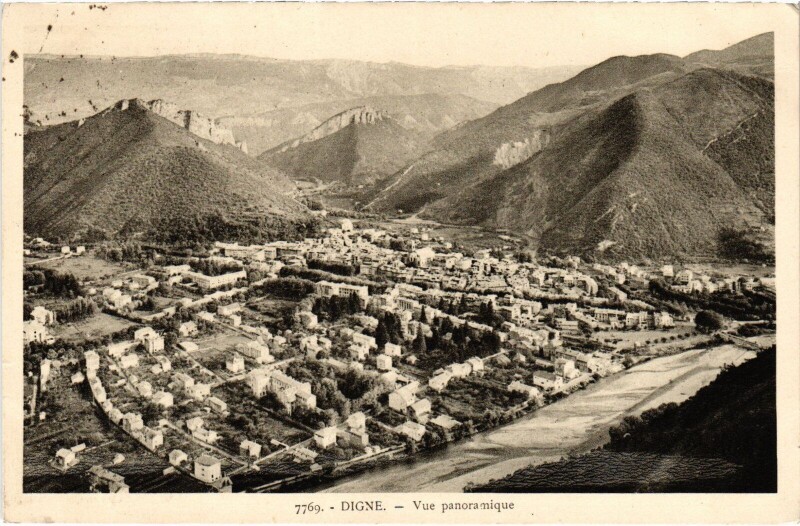 Carte postale ancienne Digne vue panoramique