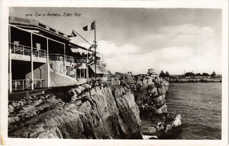 Carte postale ancienne Cap-d'Antibes Eden-Roc à Antibes
