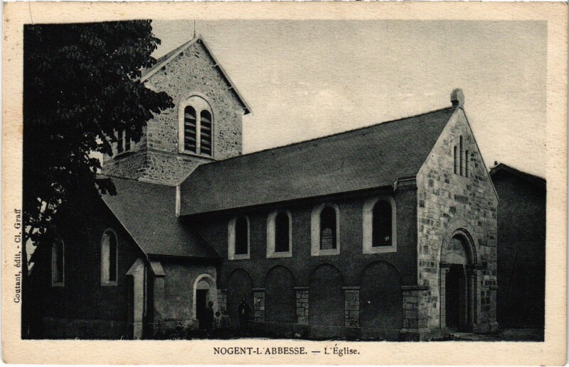Carte postale ancienne Nogent-l'Abbesse Eglise à Nogent-l'Abbesse