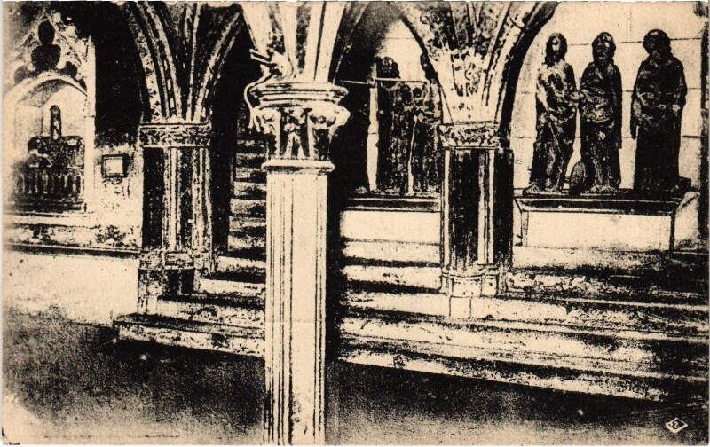 Carte postale ancienne Toulouse Basilique Saint-Sernin Crype des corps saints à Toulouse