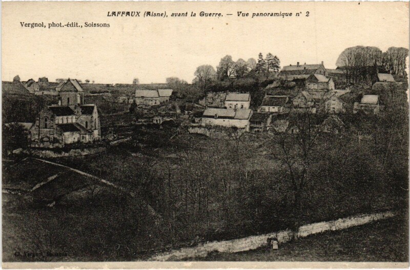 Carte postale ancienne Laffaux Vue panoramique à Laffaux