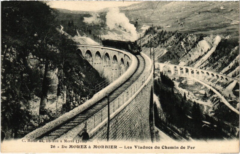 Carte postale ancienne De Morez a Morbier Les Viaducs du Chemin de fer à Chemin