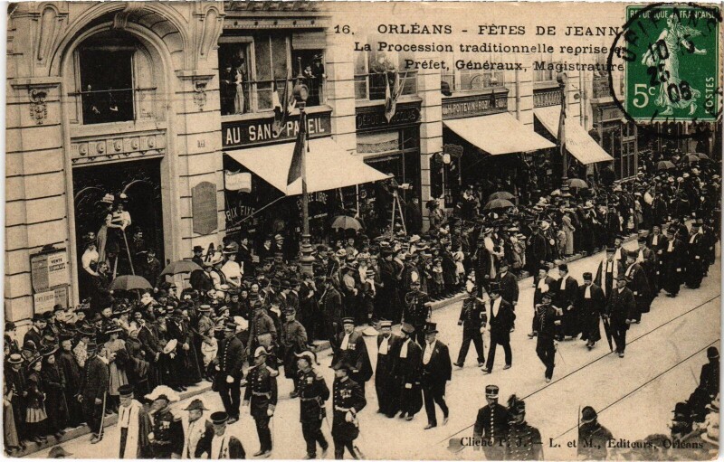 Carte postale ancienne Orléans Fetes Jeanne d'Arc Procession à Orléans