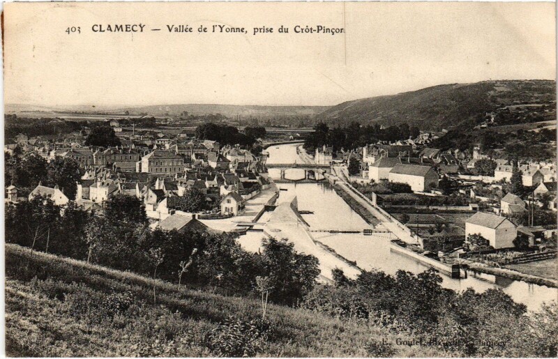 Carte postale ancienne Clamecy Vallée de l'Yonne prise du Crot-Pincor à Clamecy