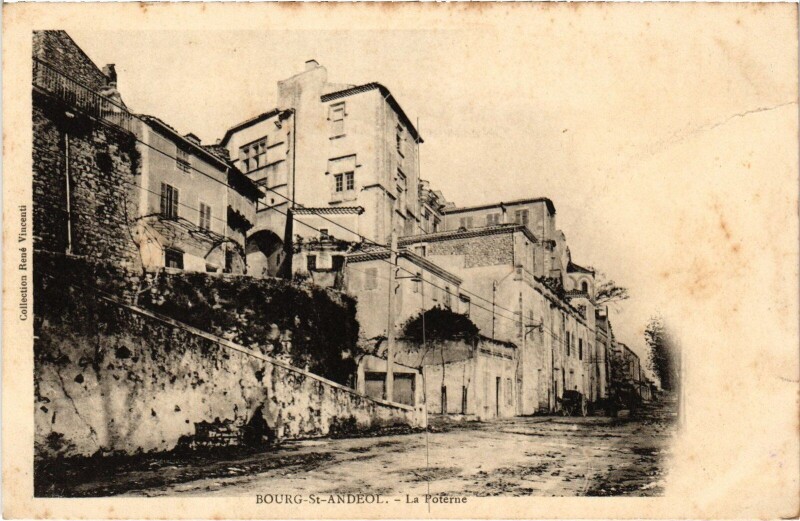 Carte postale ancienne Bourg-Saint-Andéol La Poterne à Bourg-Saint-Andéol