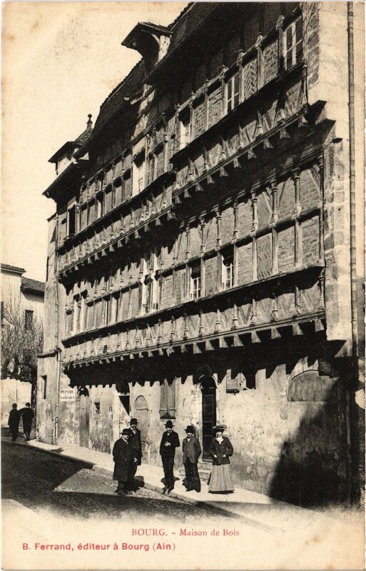 Carte postale ancienne Bourg Maison de Bois