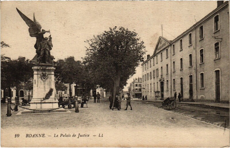 Carte postale ancienne Roanne Palais de Justice à Roanne