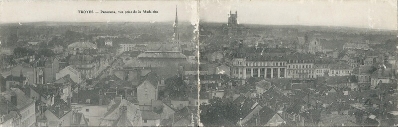 Carte postale ancienne Panorama - Vue prise de la Madelaine à Troyes
