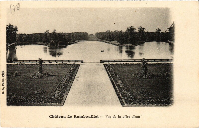 Carte postale ancienne Chateau de Rambouillet - Vue de la Piece d'Eau à Rambouillet