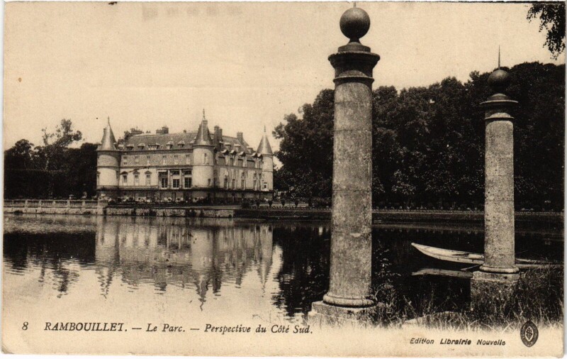Carte postale ancienne Rambouillet Le Parc - Perspective du Cote Sud à Rambouillet