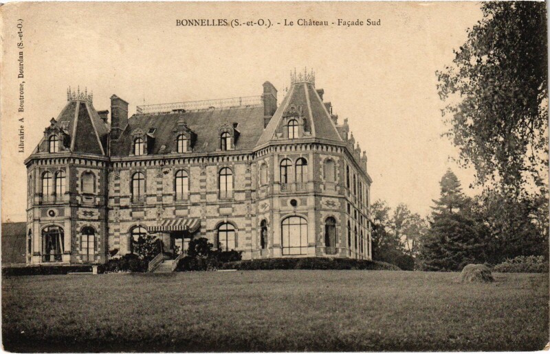 Carte postale ancienne Bonnelles Chateau - Facade Sud à Bonnelles
