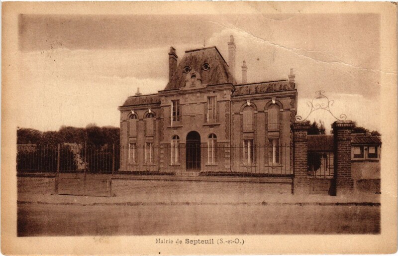 Carte postale ancienne Septeuil Mairie à Septeuil